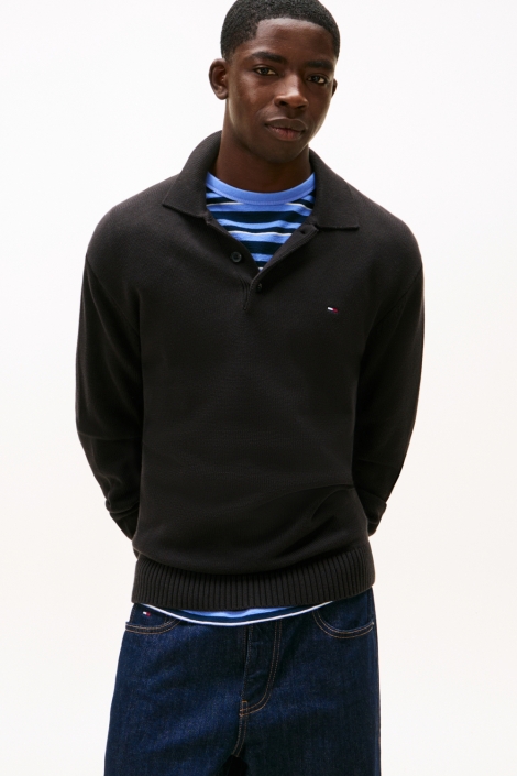 Tommy Jeans zwarte heren polo | Model vooraanzicht