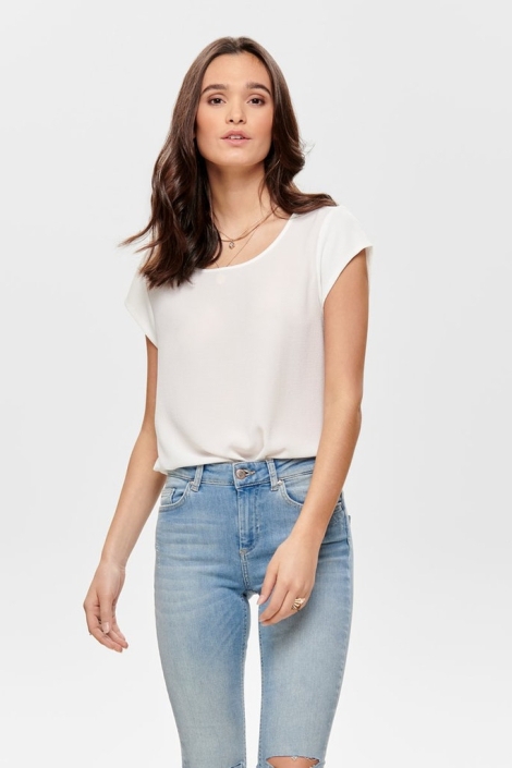 Only witte dames t-shirt | Model vooraanzicht
