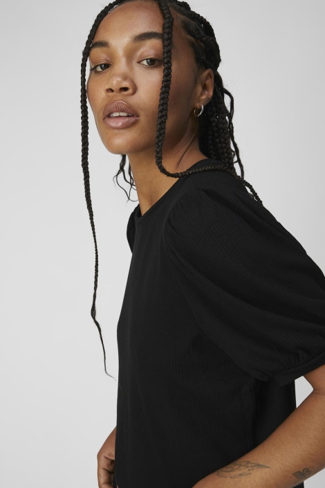 Object zwarte dames t-shirt | Close up