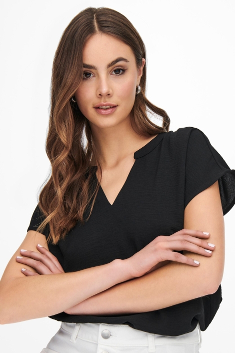 Jacqueline de Yong zwarte dames t-shirt | Model vooraanzicht