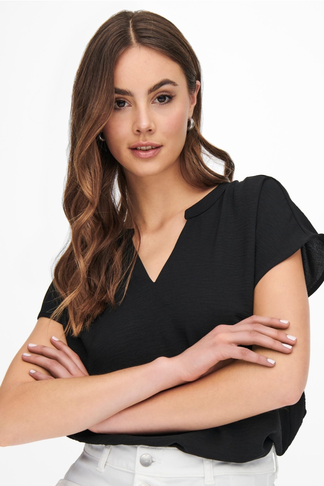 Jacqueline de Yong zwarte dames t-shirt | Model vooraanzicht