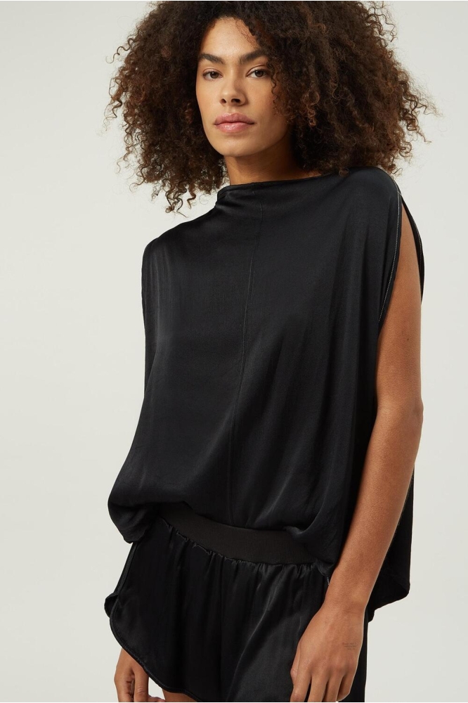 SATIN CIRCLE TOP 20 752 3202 1012 BLACK