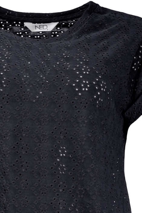 NED zwarte dames t-shirt | Close up