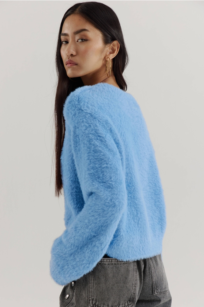 Harper & Yve blauwe dames trui | Model zijaanzicht