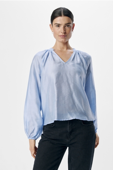 Object Blouse OBJHEIDI L/S LO V-NECK TOP NOOS 23045697 Cornflower Blue