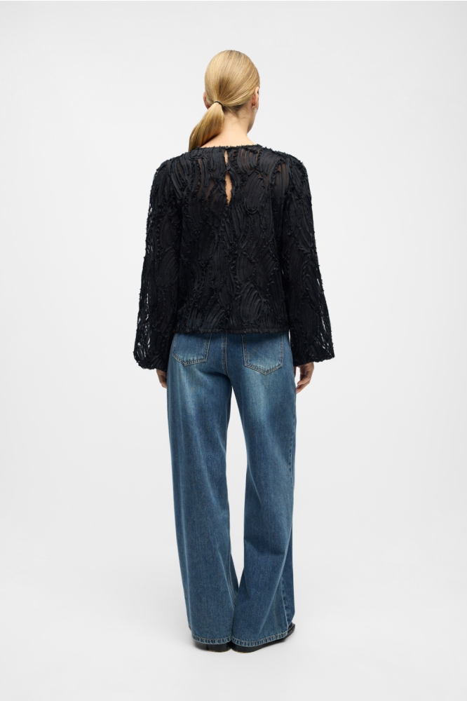 Object zwarte dames blouse | Model achteraanzicht