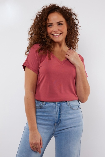 Dit is ook leuk van C&S The Label T-shirt