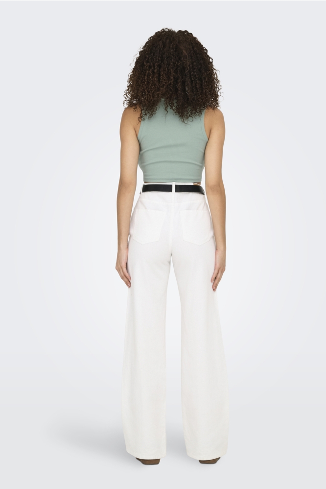 Only groene dames top | Model achteraanzicht