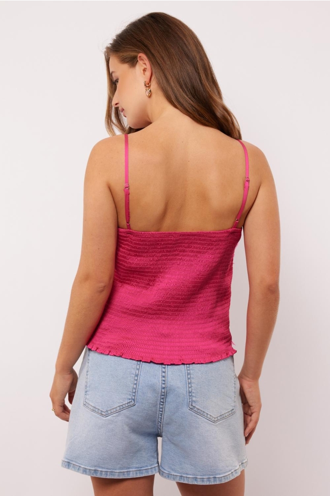 Fluresk roze dames top | Model achteraanzicht