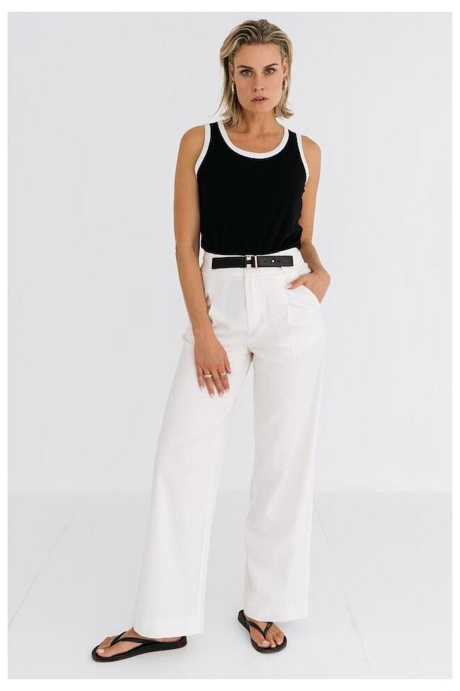 Maicazz zwarte dames top | Model