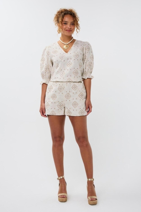 Ydence beige dames t-shirt | Model