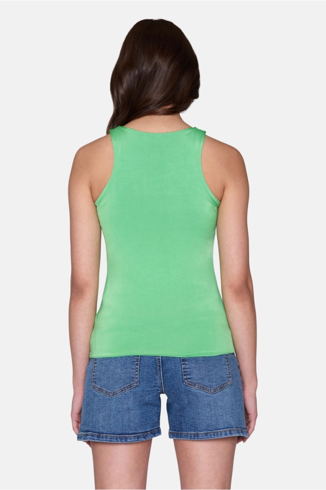 SisterS point groene dames top | Model achteraanzicht