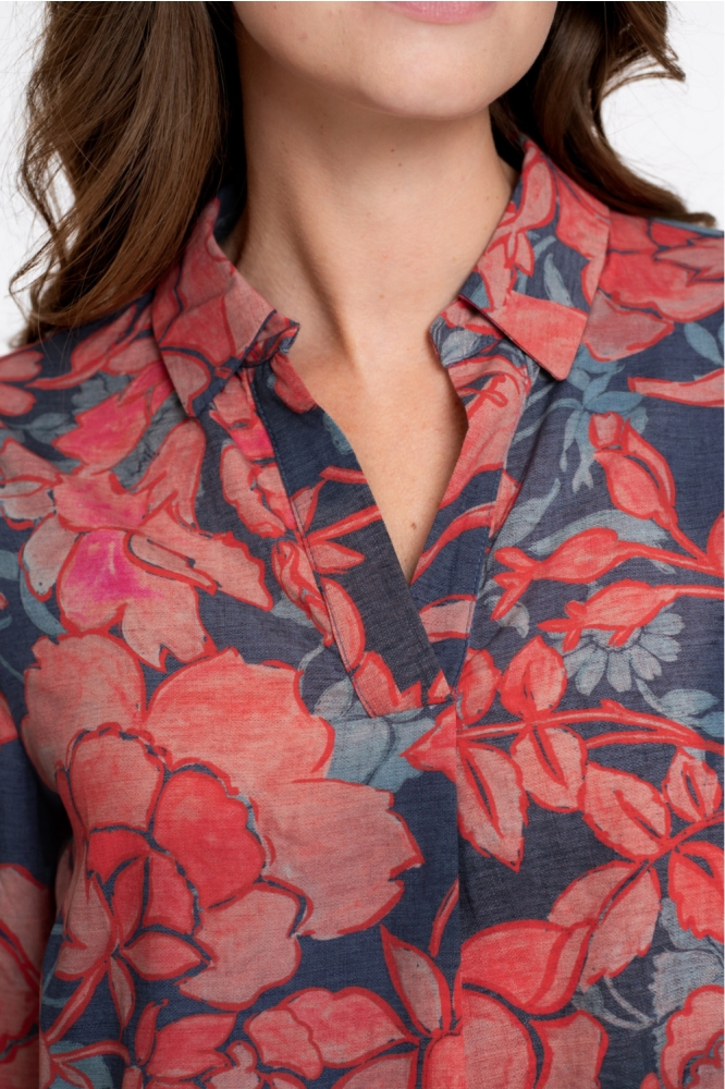 Geisha blauwe dames blouse | Close up