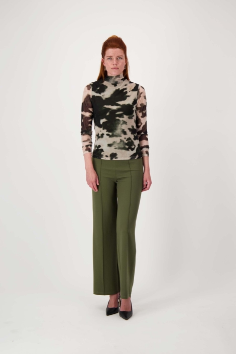 Zusss multi color dames t-shirt | Model vooraanzicht