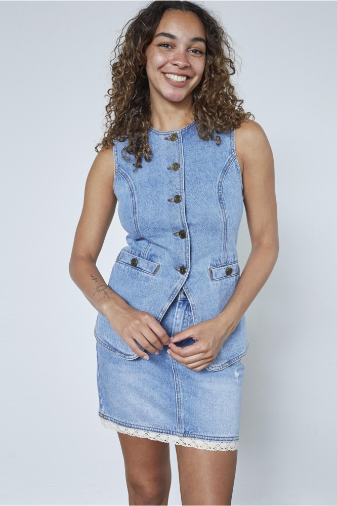 SisterS point blauwe dames gilet | Model vooraanzicht