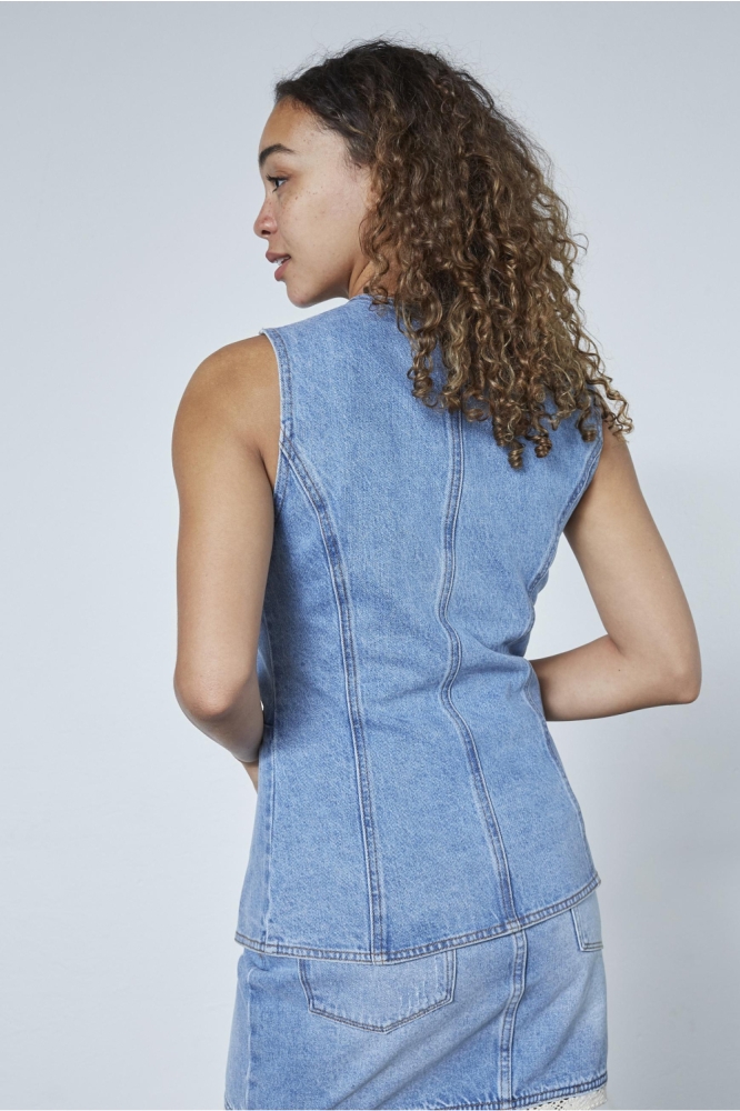 SisterS point blauwe dames gilet | Model achteraanzicht