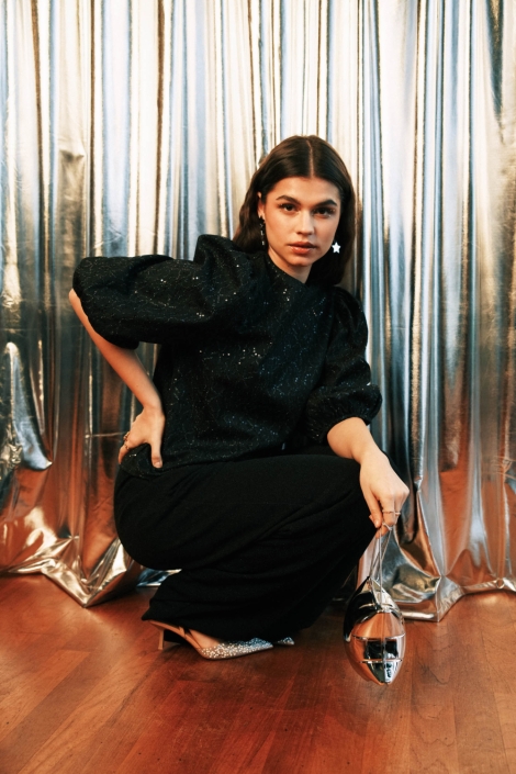 Fluresk zwarte dames t-shirt | Sfeerbeeld, In situatie