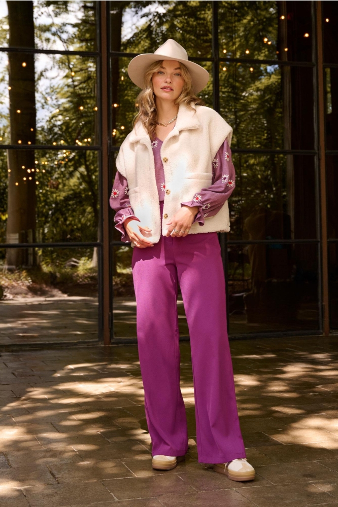 Ydence paarse dames blouse | Sfeerbeeld, In situatie