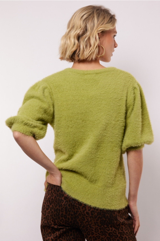 Fluresk groene dames trui | Model achteraanzicht
