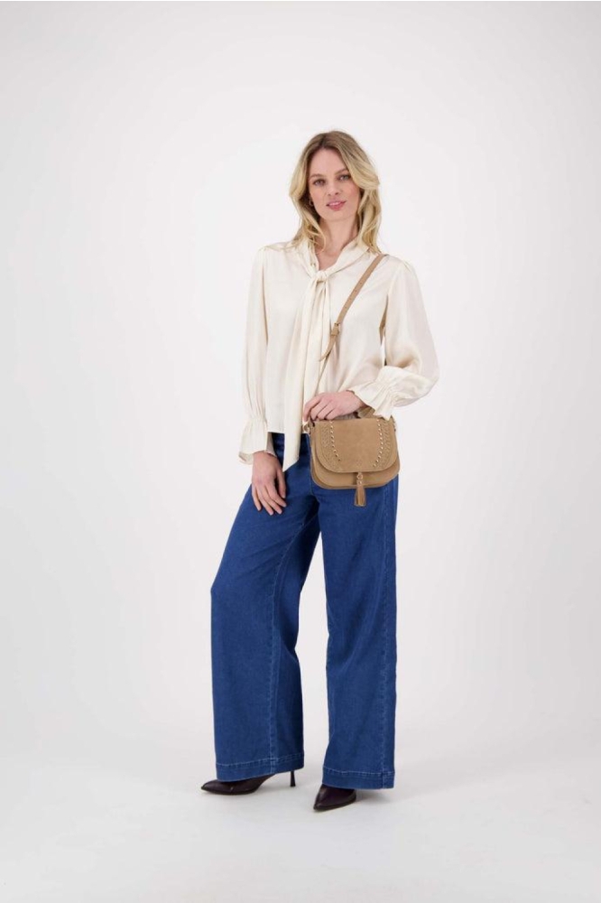 Zusss beige dames blouse | Model