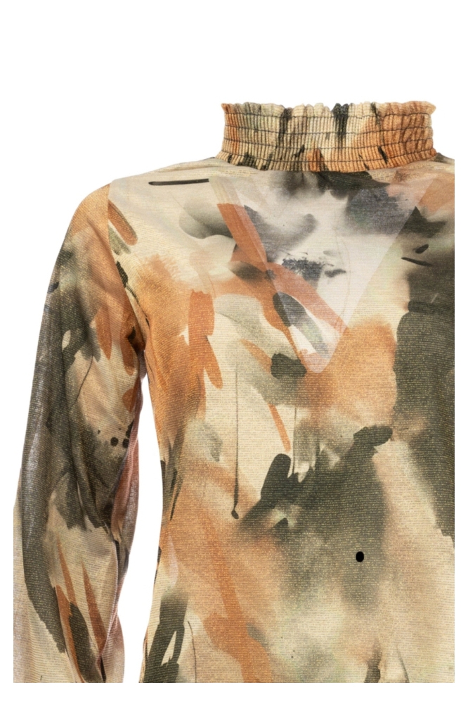 NED beige dames t-shirt | Close up