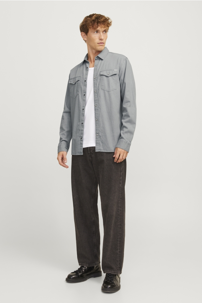 Jack & Jones grijze heren overhemd | Model vooraanzicht