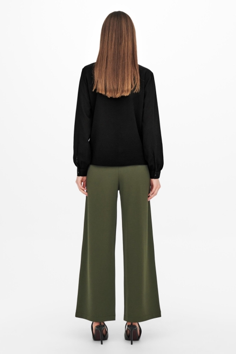 Jacqueline de Yong zwarte dames t-shirt | Model achteraanzicht