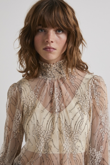 Pieces PCKYLIE LS LACE TOP 17118700 GILDED BEIGE/BLACK