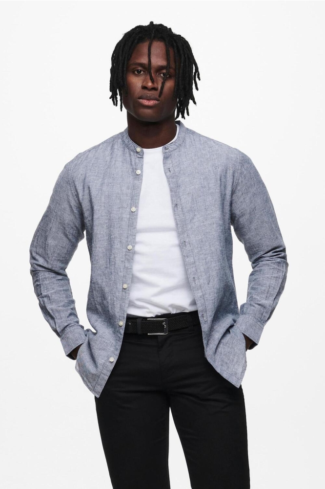 Only & Sons blauwe heren overhemd | Model vooraanzicht
