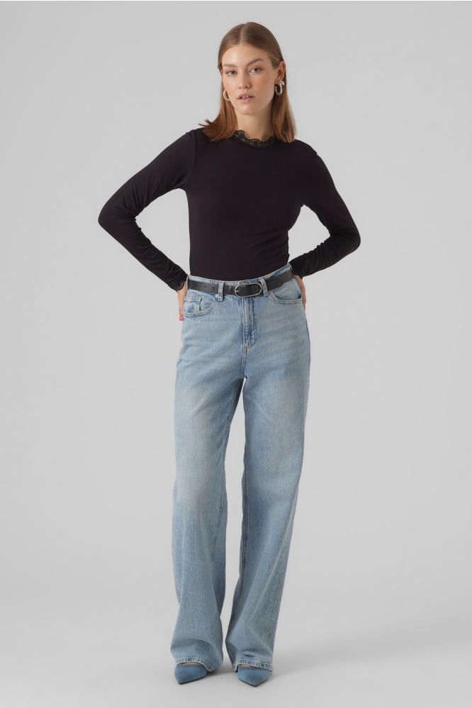 Vero Moda zwarte dames t-shirt | Model