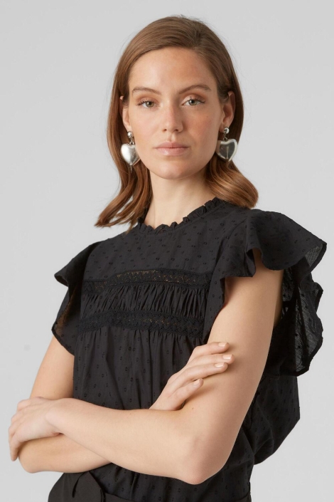 Vero Moda zwarte dames t-shirt | Model vooraanzicht