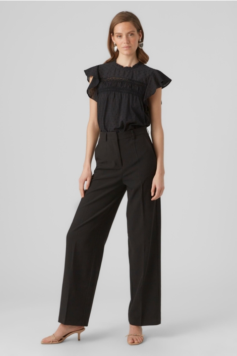 Vero Moda zwarte dames t-shirt | Model vooraanzicht