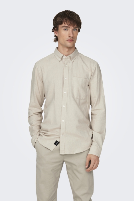 Only & Sons beige heren overhemd | Model vooraanzicht