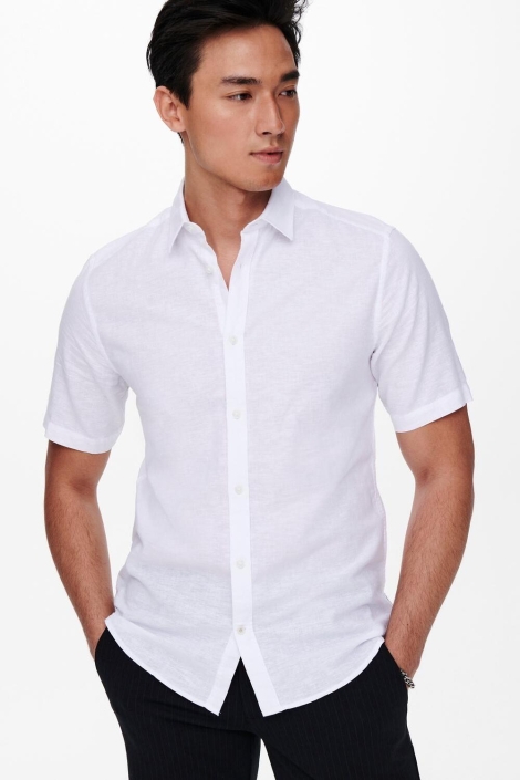 Only & Sons witte heren overhemd | Model vooraanzicht