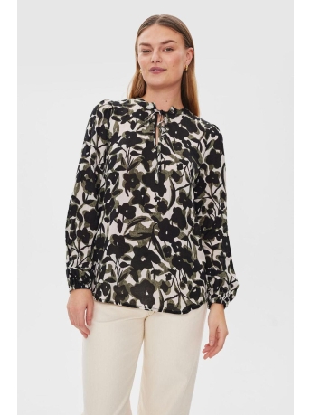 Freequent hotsell kleding online