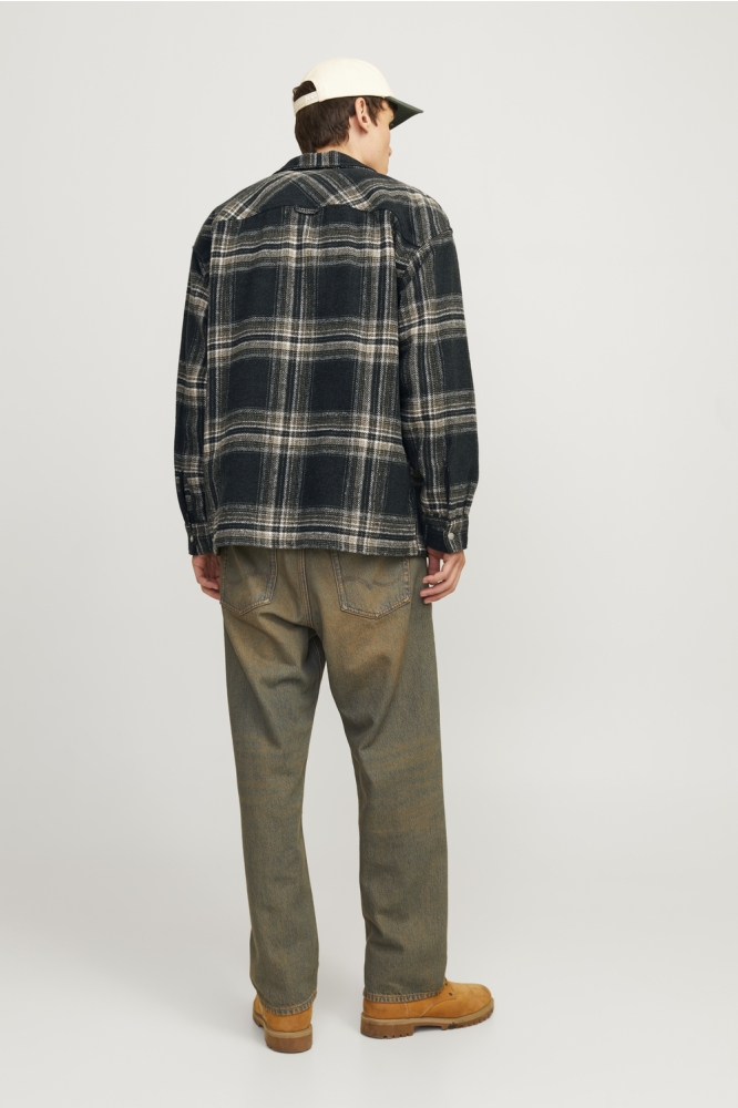 Jack & Jones zwarte heren overhemd | Model achteraanzicht