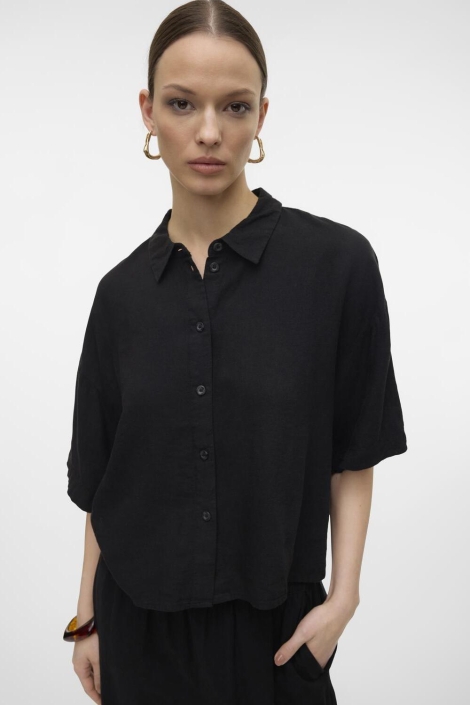 Vero Moda zwarte dames blouse | Model vooraanzicht