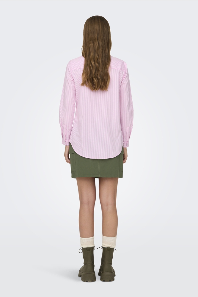 Jacqueline de Yong roze dames blouse | Model achteraanzicht