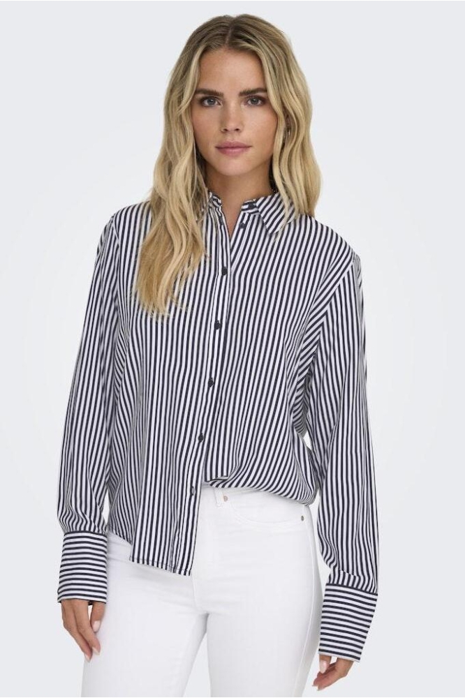 Only zwarte dames blouse | Model
