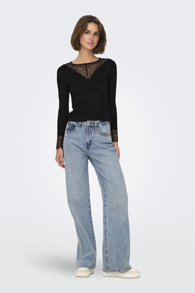 Jacqueline de Yong zwarte dames t-shirt | Model vooraanzicht