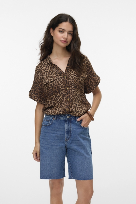 Vero Moda camel dames blouse | Model vooraanzicht