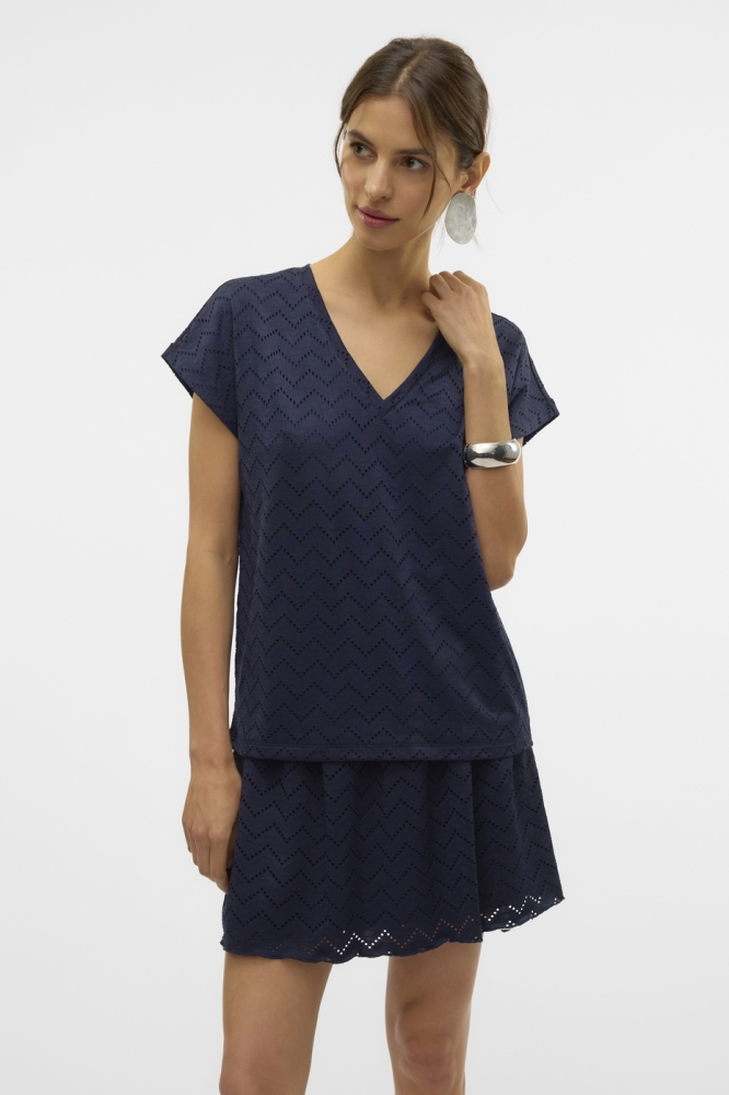 Vero Moda blauwe dames t-shirt | Model vooraanzicht