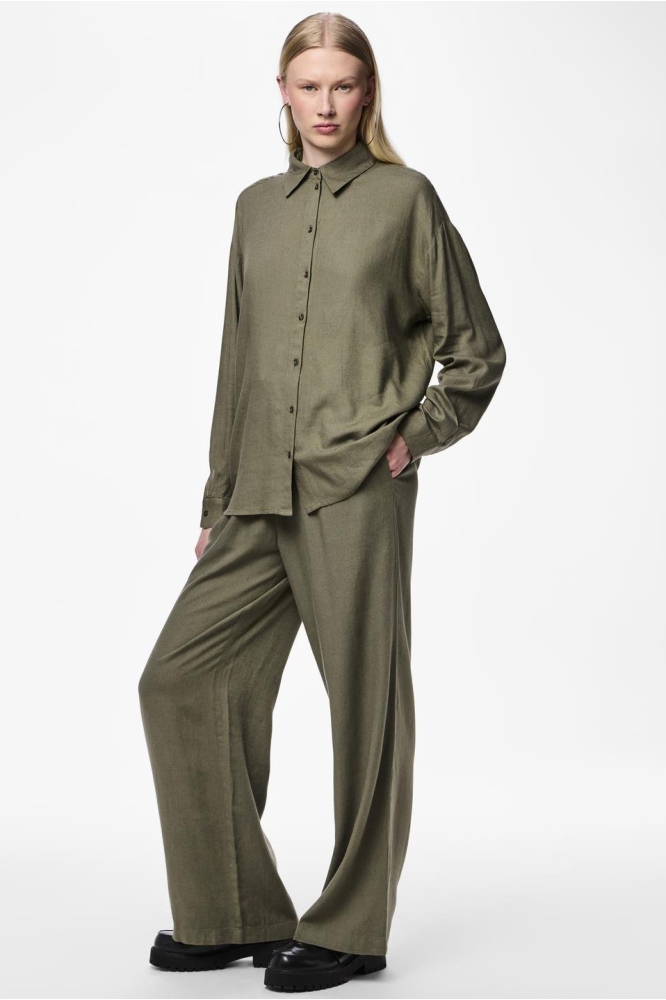 Pieces groene dames blouse | Model