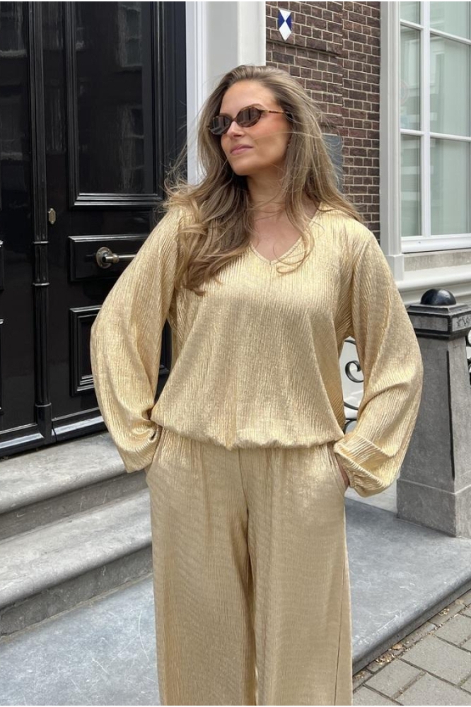 Vero Moda gouden dames t-shirt | Sfeerbeeld, In situatie