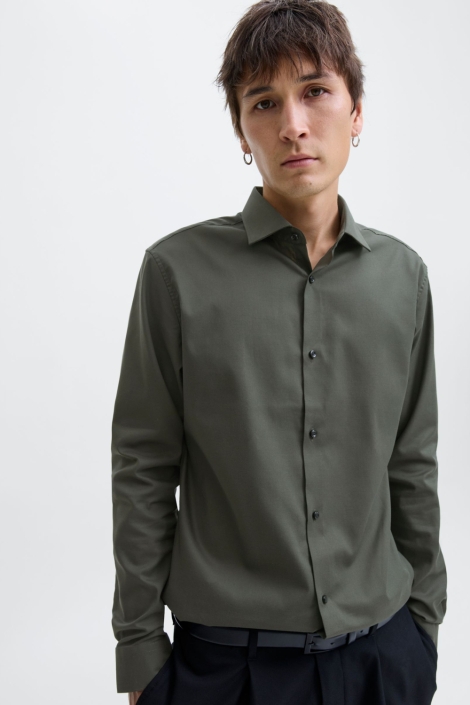 Jack & Jones groene heren overhemd | Model vooraanzicht