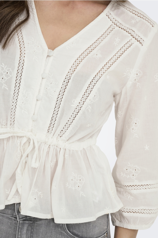 Only witte dames blouse | Close up