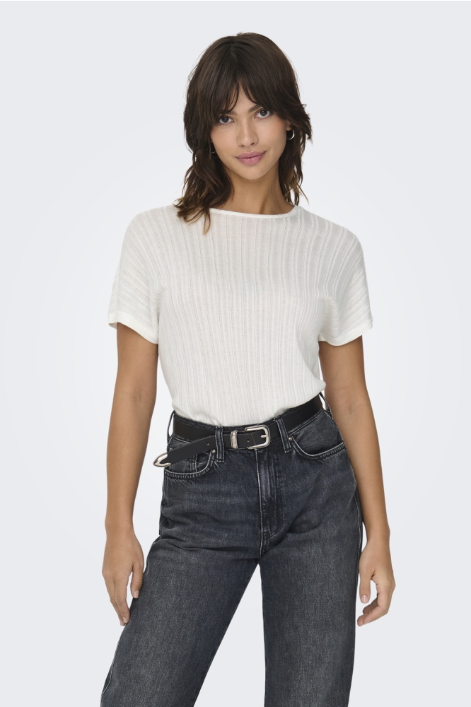 Only witte dames t-shirt | Model vooraanzicht