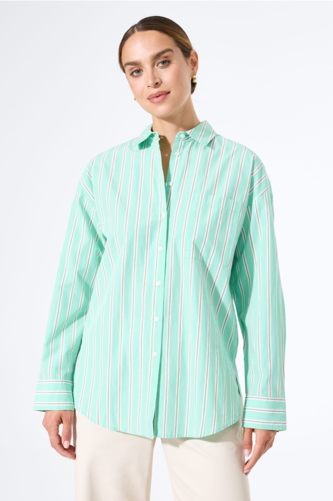 Garcia groene dames blouse | Model vooraanzicht