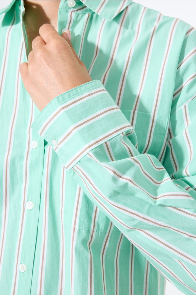 Garcia groene dames blouse | Close up