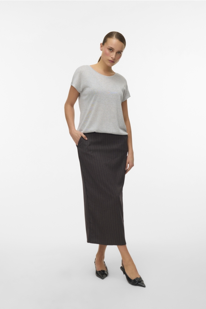 Vero Moda grijze dames t-shirt | Model